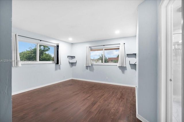 7911 SW 7th Place, North Lauderdale, FL 33068