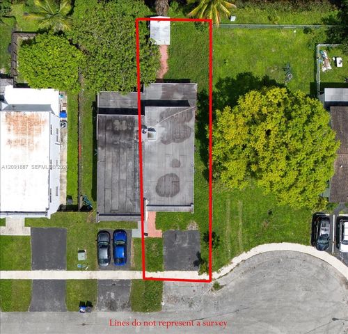 7911 SW 7th Place, North Lauderdale, FL 33068