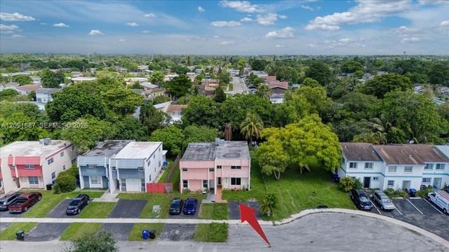 7911 SW 7th Place, North Lauderdale, FL 33068