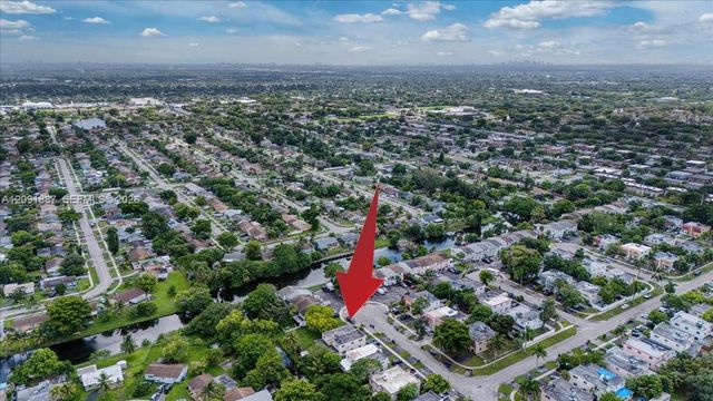 7911 SW 7th Place, North Lauderdale, FL 33068