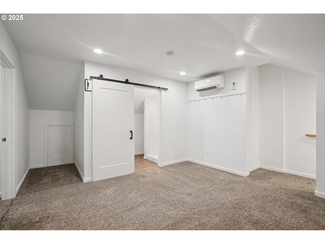 111 FINN HALL Rd, Woodland, WA 98674