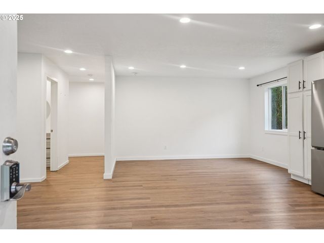 111 FINN HALL Rd, Woodland, WA 98674