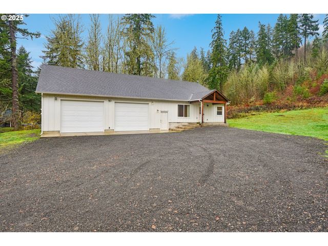 111 FINN HALL Rd, Woodland, WA 98674
