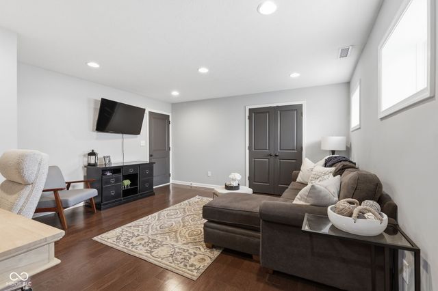 13083 Saxony Boulevard 1B, Fishers, IN 46037