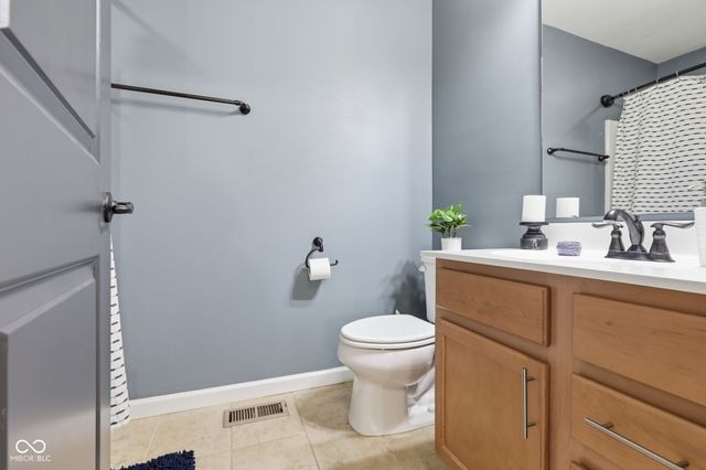 13083 Saxony Boulevard 1B, Fishers, IN 46037