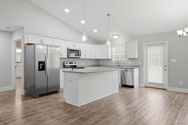 1454 Windy Ln, Gulf Breeze, FL 32563