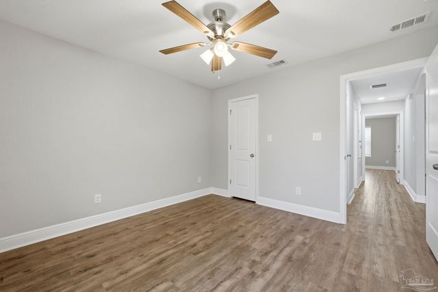 1454 Windy Ln, Gulf Breeze, FL 32563