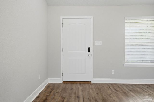 1454 Windy Ln, Gulf Breeze, FL 32563
