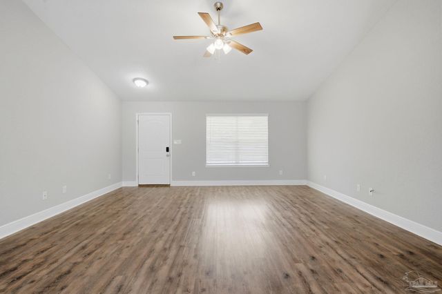 1454 Windy Ln, Gulf Breeze, FL 32563