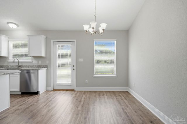 1454 Windy Ln, Gulf Breeze, FL 32563