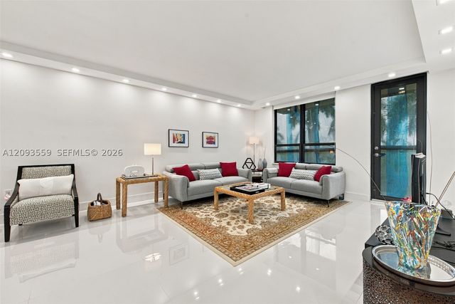 10185 Collins Ave 506, Bal Harbour, FL 33154