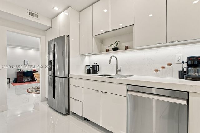 10185 Collins Ave 506, Bal Harbour, FL 33154