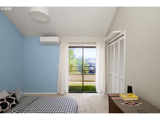 5150 S LANDING Dr 308B2, Portland, OR 97239
