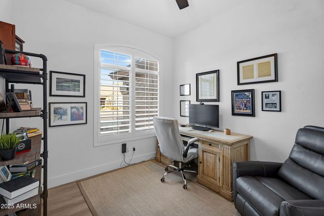 4935 E Marino Drive, Scottsdale, AZ 85254