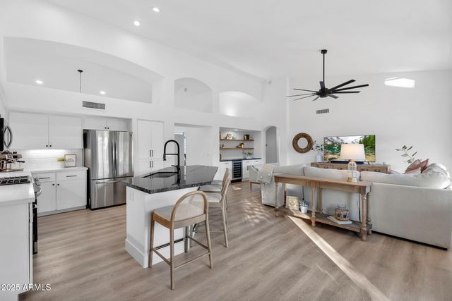 4935 E Marino Drive, Scottsdale, AZ 85254