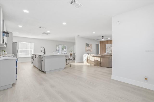 10905 KEWANEE DRIVE, Temple Terrace, FL 33617