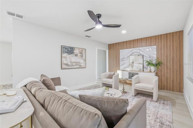 10905 KEWANEE DRIVE, Temple Terrace, FL 33617