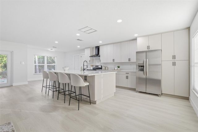 10905 KEWANEE DRIVE, Temple Terrace, FL 33617