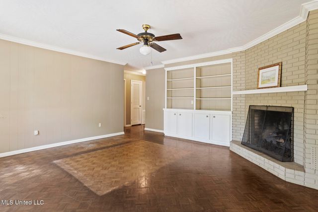 5172 Kaywood Circle, Jackson, MS 39211