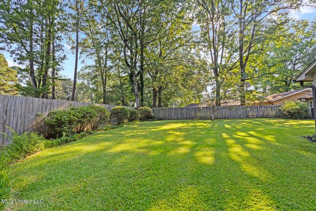 5172 Kaywood Circle, Jackson, MS 39211