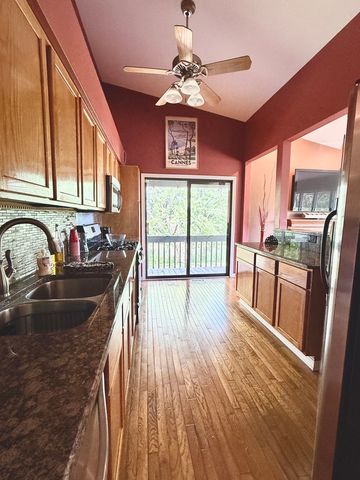 2304 Olde Mill Road, Plainfield, IL 60586