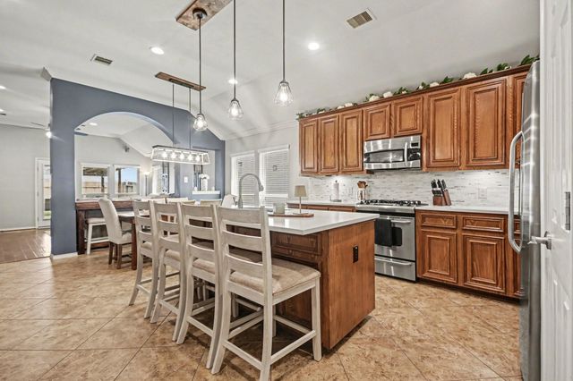 13122 Royal Bend Lane, Tomball, TX 77377