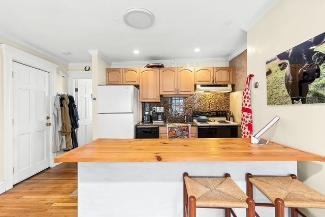 11-A Hanson Street G, Boston, MA 02118