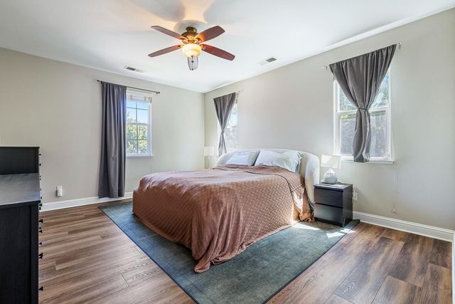 2696 Robinwood Avenue, Clovis, CA 93611