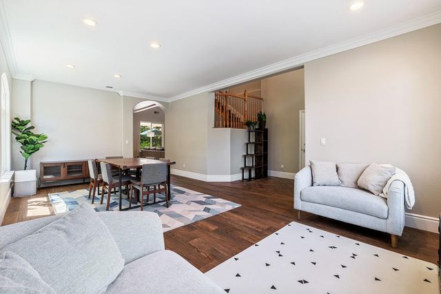 2696 Robinwood Avenue, Clovis, CA 93611