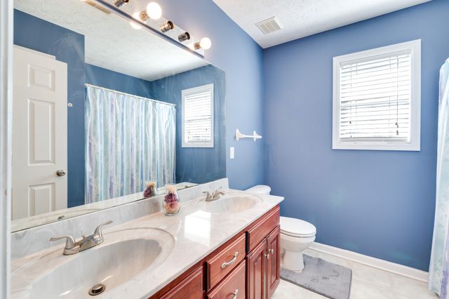 100 Creighton Pl, Shelbyville, TN 37160