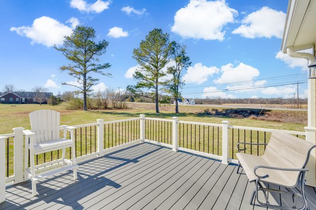 100 Creighton Pl, Shelbyville, TN 37160