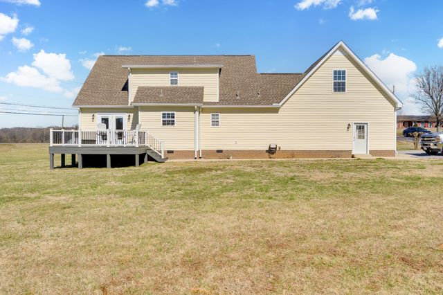 100 Creighton Pl, Shelbyville, TN 37160