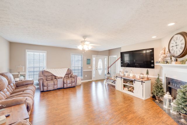 100 Creighton Pl, Shelbyville, TN 37160