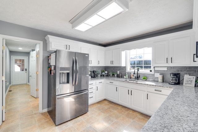 100 Creighton Pl, Shelbyville, TN 37160