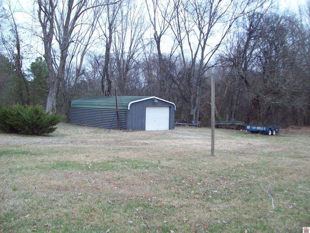 1850 Holt Rd, Paducah, KY 42003