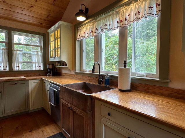 1665 Frazier Hill Road, Benson, VT 05731