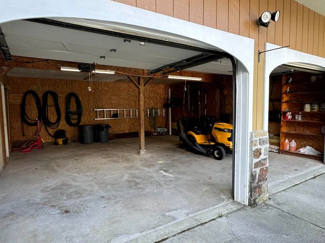 1665 Frazier Hill Road, Benson, VT 05731