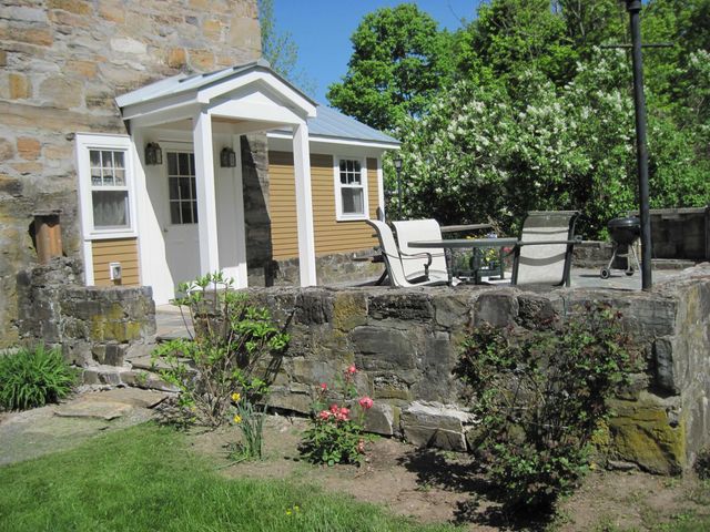 1665 Frazier Hill Road, Benson, VT 05731