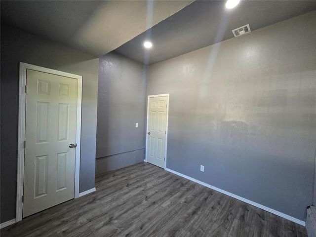 3425 Willow Creek Drive, Midwest City, OK 73110
