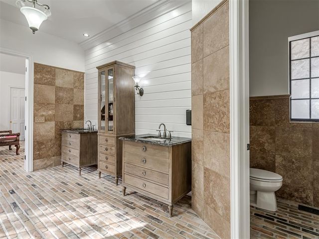 4320 Canaan Creek Road, Edmond, OK 73034