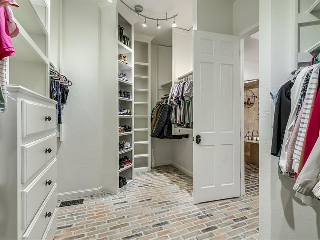 4320 Canaan Creek Road, Edmond, OK 73034