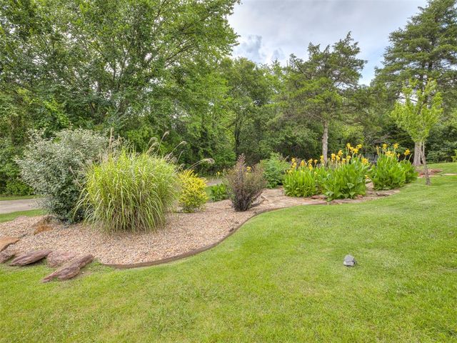4320 Canaan Creek Road, Edmond, OK 73034