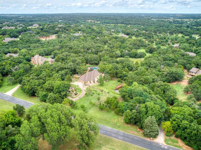 4320 Canaan Creek Road, Edmond, OK 73034