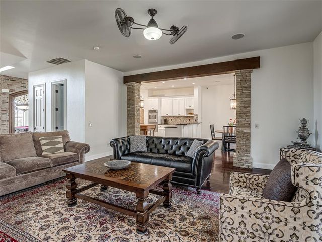 4320 Canaan Creek Road, Edmond, OK 73034