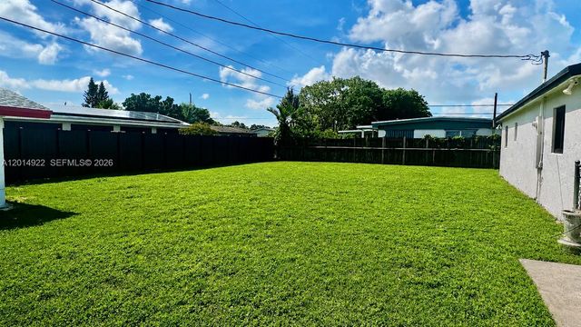 14801 SW 103rd Pl, Miami, FL 33176