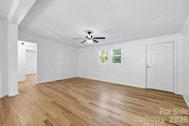 118 Heather Drive, Asheville, NC 28806
