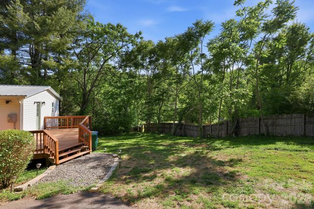 118 Heather Drive, Asheville, NC 28806