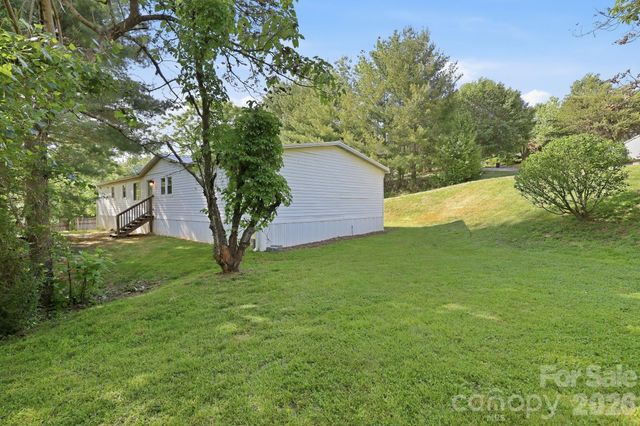 118 Heather Drive, Asheville, NC 28806