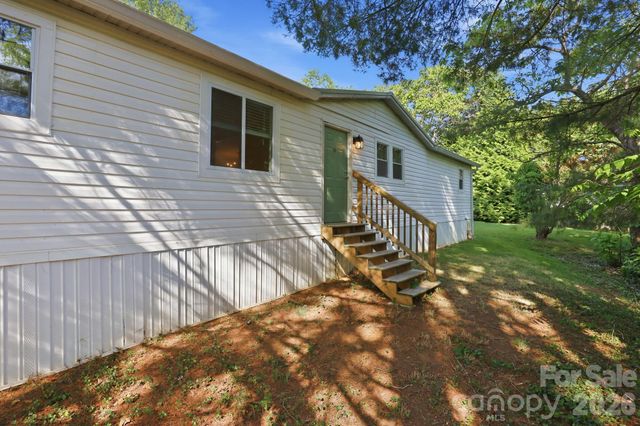 118 Heather Drive, Asheville, NC 28806