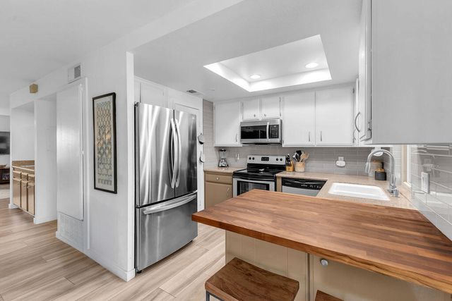 72954 Ken Rosewall Lane, Palm Desert, CA 92260